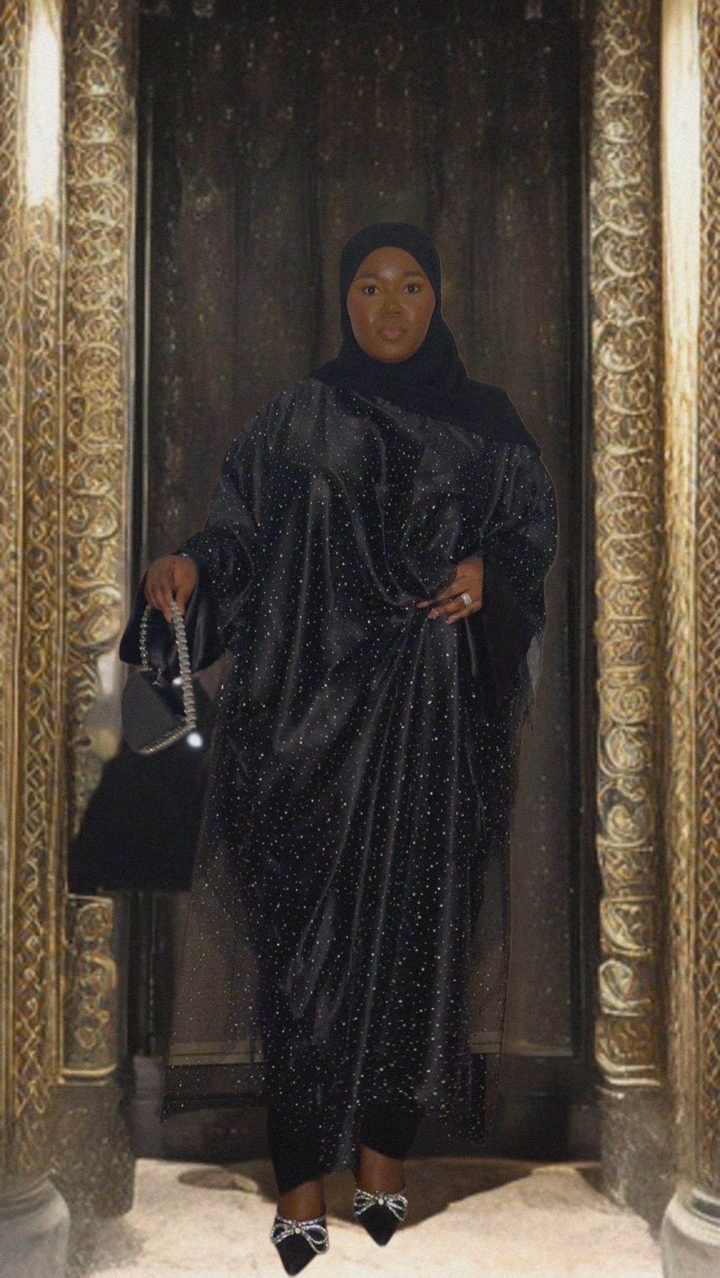 Tasneem Abaya (closed)